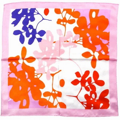プチシルクスカーフ 絹100％ リーフ柄　ピンク色
