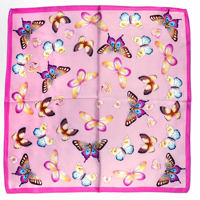 スカーフ　シルク100%　蝶々　ピンク